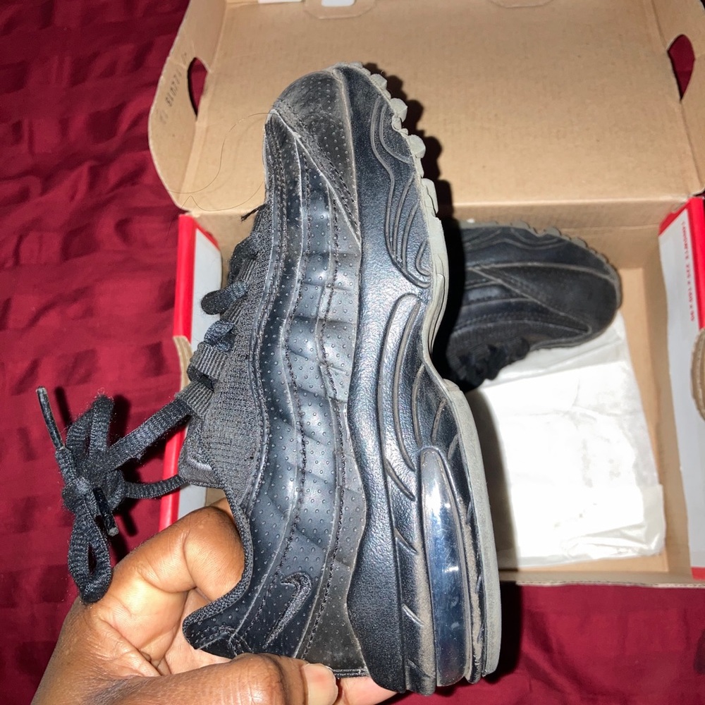 All black Air max